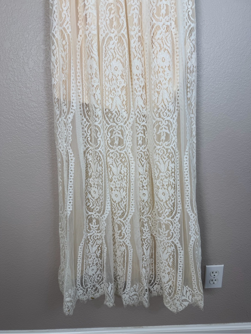 Baltic Born Caroline Cream Ivory Lace Off The Shoulder Maxi Dress Small $98 - Picture 10 of 16